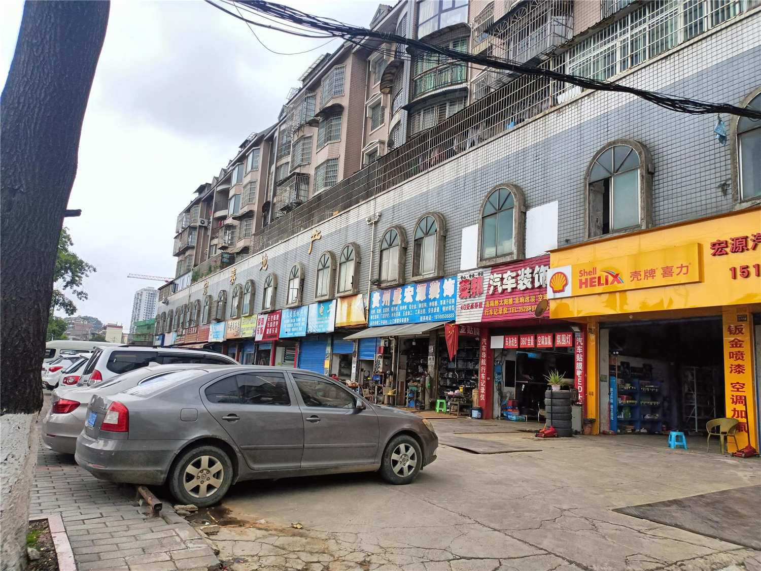 白云区铝建路1500平场地出租